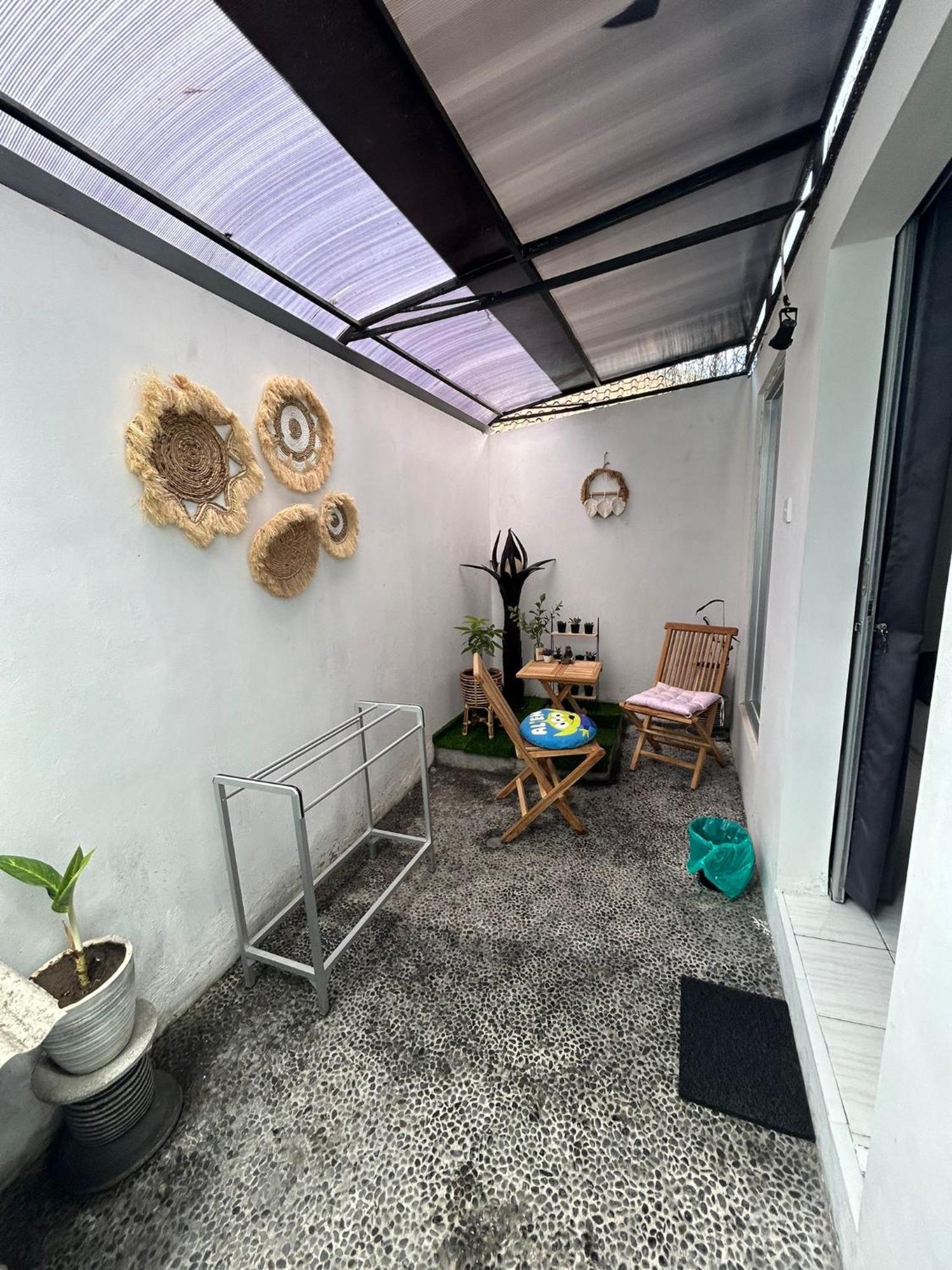 White Sandat Guest House Ubud Exterior foto